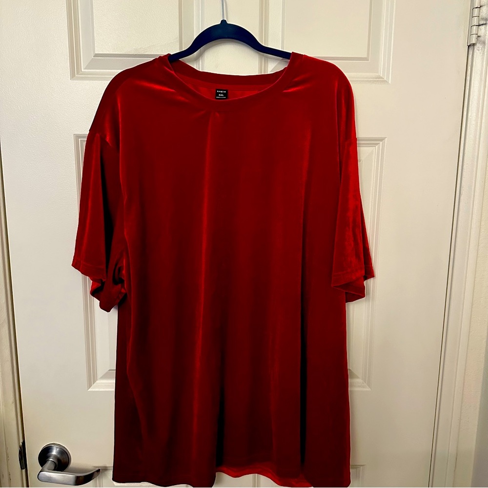 SHEIN Men’s Red Velvet short sleeve Big & Tall